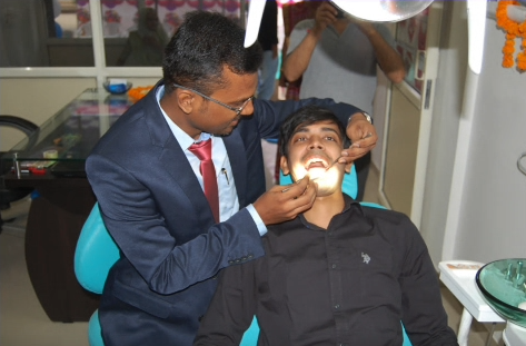dentist-examining-patient-in-clinic