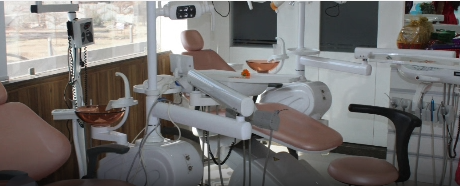 modern-dental-chair-and-clinic-setup